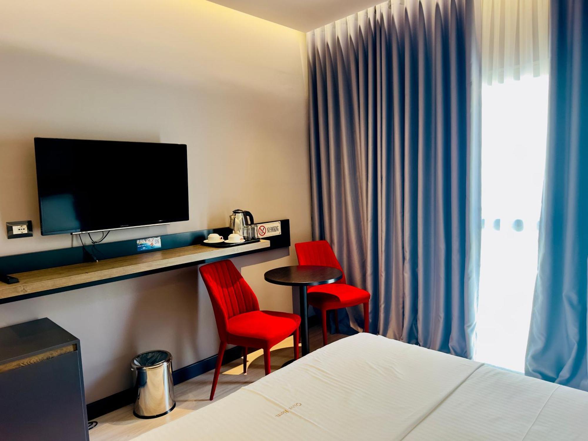Hotel Olive Vlora Kültér fotó