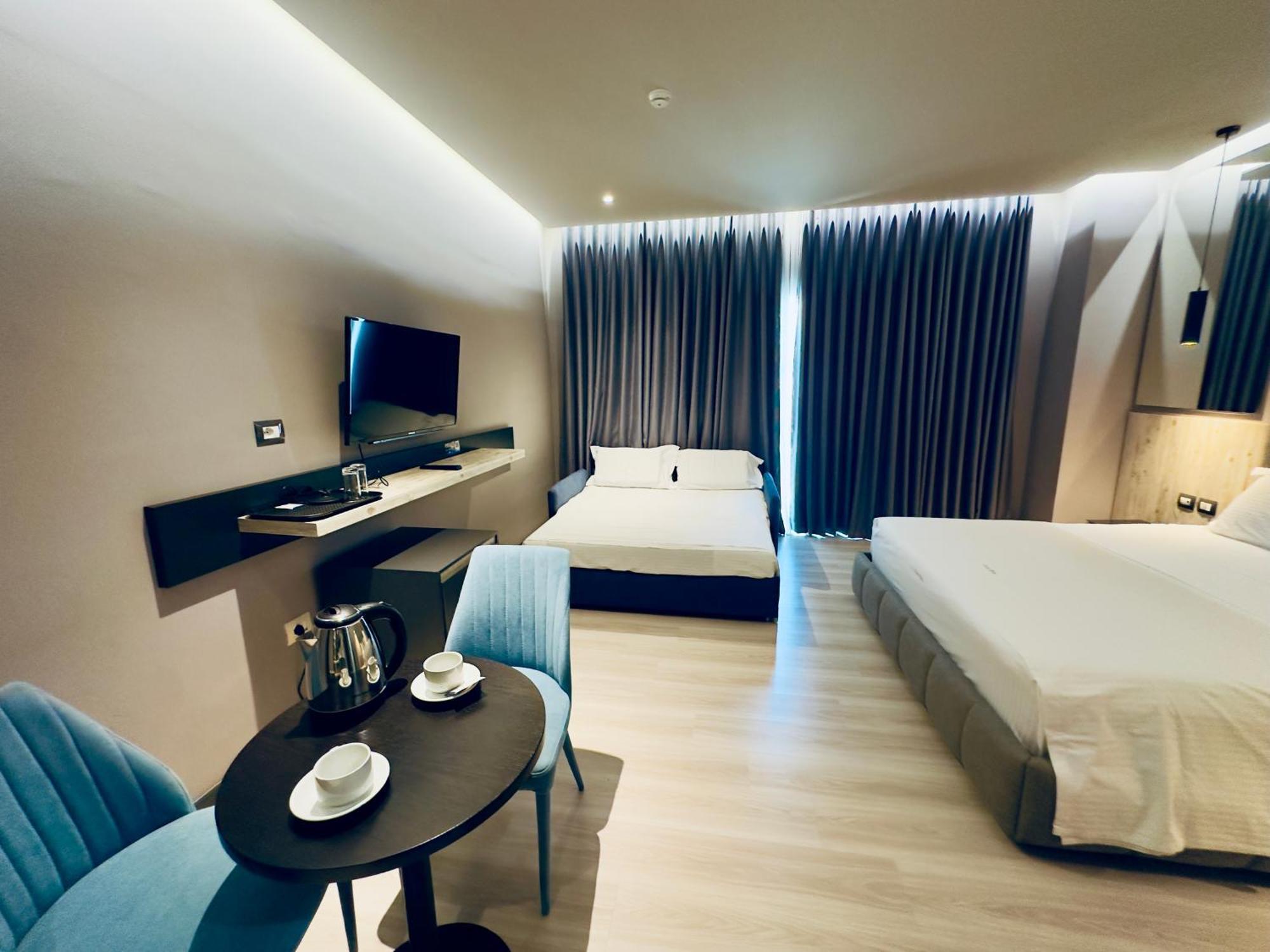 Hotel Olive Vlora Kültér fotó